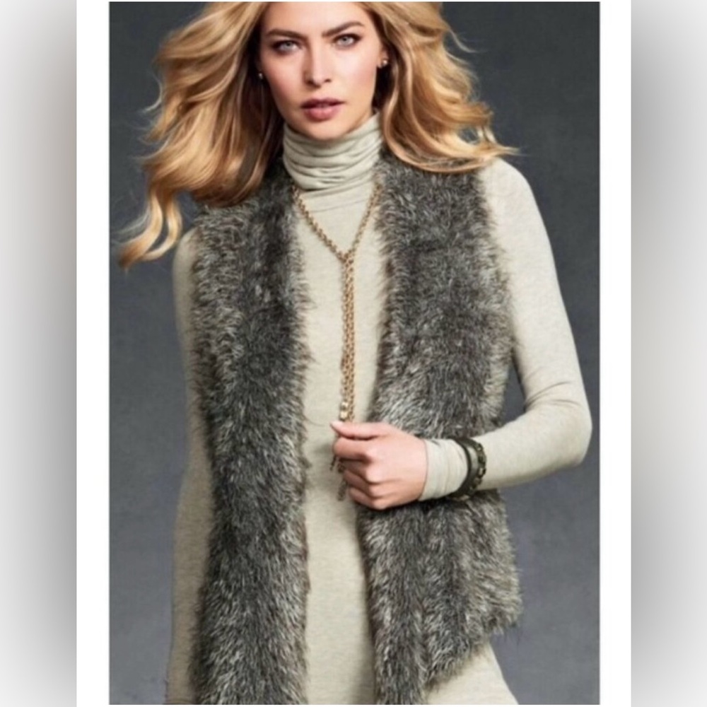 CAbi Textured Faux Fur Vest XS